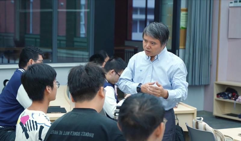 【数学科学学院】王亚光老师 照片1.jpg