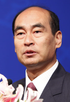 /1602492821330046445.png /严弘.png